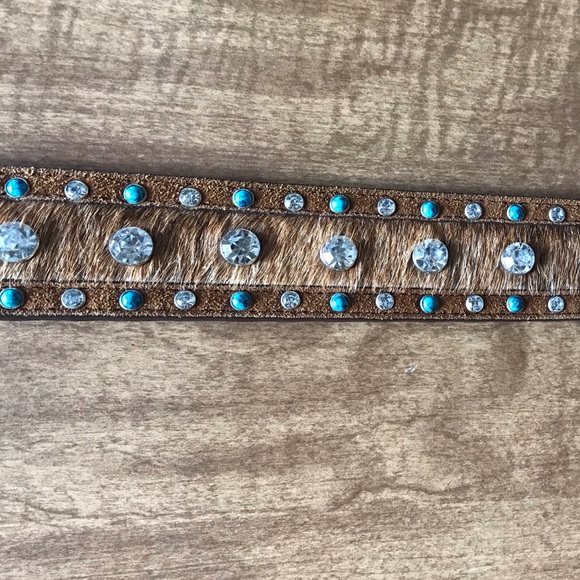 Justin Hair on Belt - Picture 6 of 7